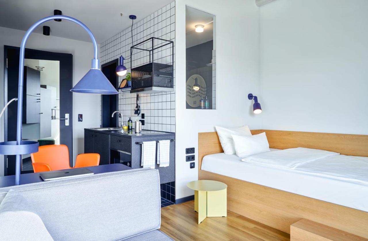 Stayery Bielefeld Hauptbahnhof Bagian luar foto